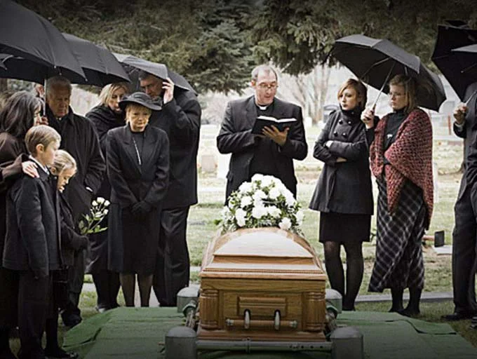 Распорядитель похорон от 'Риторг-Сервис'