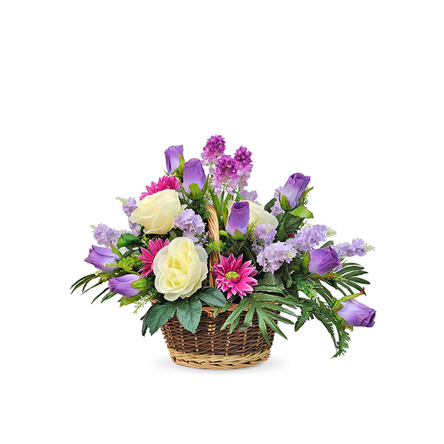 Фиолетовые розы и хризантемы