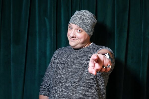 Скончался актер Роман Попов