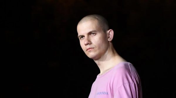 Скончался солист группы Shortparis Николай Комягин