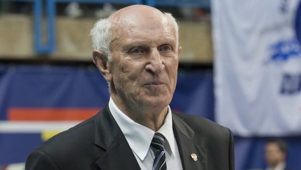 Ушел из жизни первый президент Всероссийской федерации волейбола Валентин Жуков