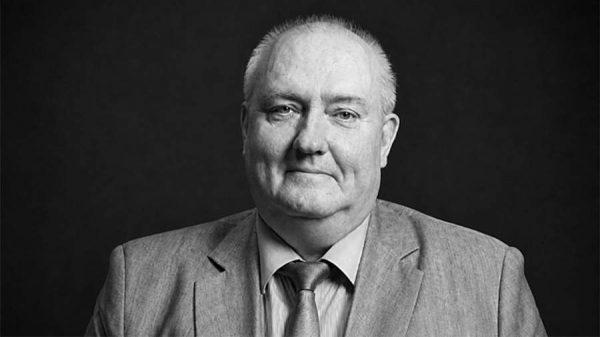 Умер экс-глава департамента Африки МИД России Валерий Уткин